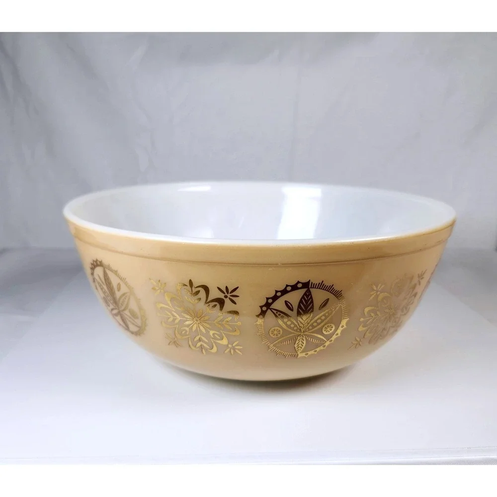 Vintage Pyrex 404 Promotional Gold Hex Signs Beige Gold Mixing Bowl 4 Quarts VTG
